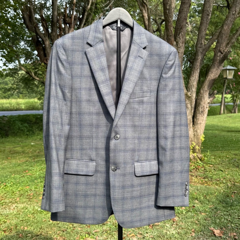 Jos. A. Bank Traveler Grey Plaid 100% Wool Tailored Fit Blazer Sport Coat 38R